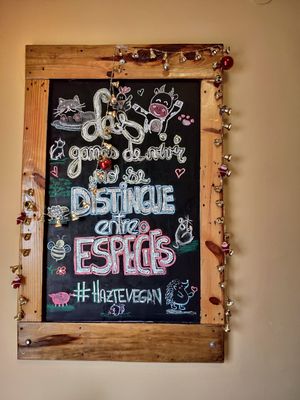 Hazte vegan at Lupito Cocina Vegana in La Paz