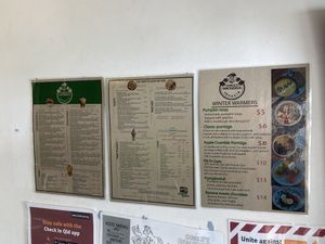 Menu as of 18 Jan 2022  at Charlie's Raw Squeeze - Clontarf in Moreton Bay Region