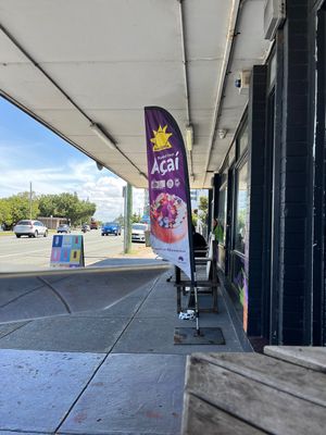 Outside  at Charlie's Raw Squeeze - Clontarf in Moreton Bay Region