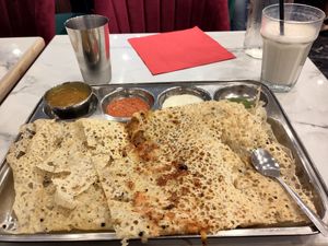 Breakfast 🤩 at Saravanaa Bhavan in Paris