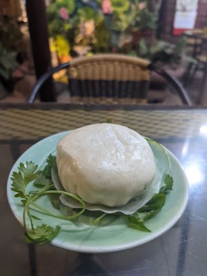 Bánh Bao, 25 000 VND / 0.95 EUR at An Lac Chay - Tay Ho District in Hanoi