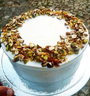 Vegan birthday cake  at Kibom in Setubal