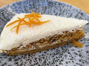 Carrot cake at Quinoa Arago Vegetaria in Barcelona