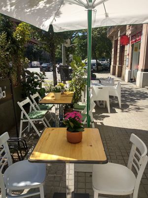 Patio at Quinoa Arago Vegetaria in Barcelona