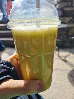 Immunity burst at Arctic Cafe in Val-disere