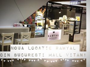 Nice place where you can eat raw sweets at Rawyal Raw Vegan Sweets - Calea Vitan in Bucharest