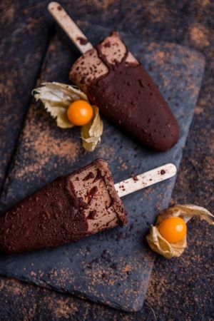 Chocolate Ice-Cream at Rawyal Raw Vegan Sweets - Calea Vitan in Bucharest