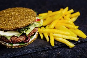 Hamburger Raw Vegan at Rawyal Raw Vegan Sweets - Vasile Milea in Bucharest