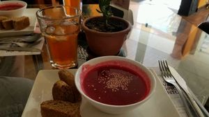 Beet Soup at Go Green in La Paz