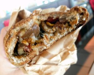 Empanada Neopolitana at Madhu in Santiago