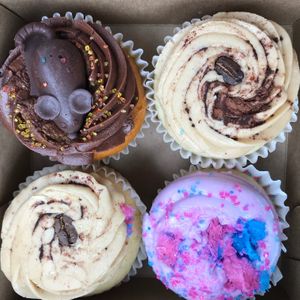 Delicious cupcakes at The Hearty Hooligan in Hamilton