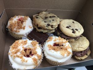 🧁 🍪 🍮  at The Hearty Hooligan in Hamilton