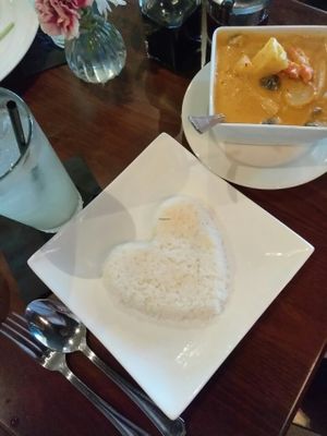 Gaeng Kua Pineapple ,vegetable curry and rice at Thailicious in Southlake