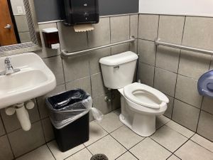 Bathroom  at Hot Head Burritos in Zanesville