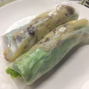 Fresh spring rolls at Sai Gon Pho Chay in Ho Chi Minh City
