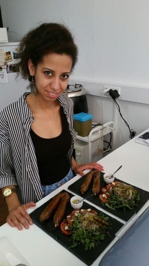 Dressage des assiettes :) at A Mulata in Aveiro