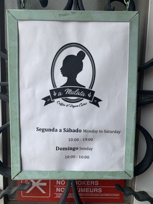 Opening hours  at A Mulata in Aveiro