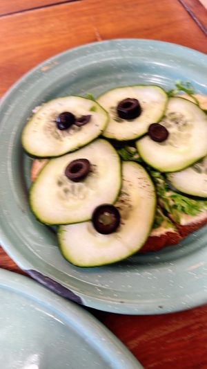 hummus toast at Fresco Habito in Playa Del Carmen