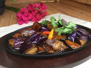 Sizzling seaweed fish  at Loving Heart in Clermont