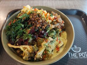 Dish with 2 proteins $24,900 (22/02/23) at Pot in Bogota