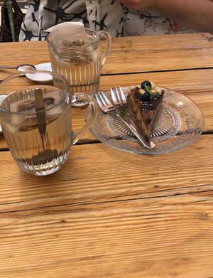 Vegan choco peanut slice  at By-Kees in Heerenveen