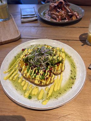 Heerlijke vegan opties en de borden worden prachtig opgemaakt. Zou er morgen zo weer naar toe gaan.   at By-Kees in Heerenveen