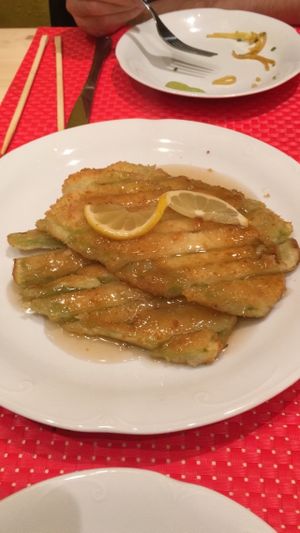 Pollo al limon at Healthy Lovers in Madrid