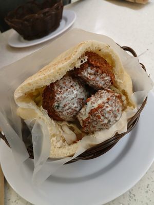 Falafel sandwich at Falafel Bar in Tamarindo