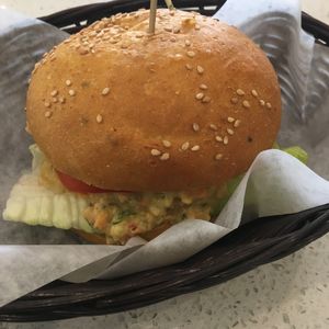 Sandwich aux faux œufs at Delicieux Veg Fusion Cafe in Montreal