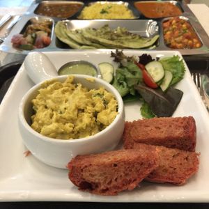 Mac'n'cheese at Delicieux Veg Fusion Cafe in Montreal