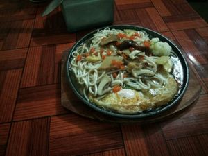 noodles hotpot at Kang Le Restaurant in Siem Reap