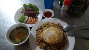 Fried rice corn + egg and chicken drum sticks at Kang Le Restaurant in Siem Reap
