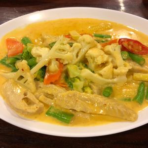 Delicious curry at Yo Vegan in Phuket