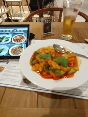 Good food at Yo Vegan in Phuket