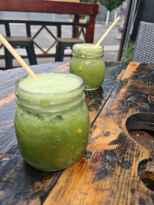 Green goodness juices at Earthy Eats in Launceston