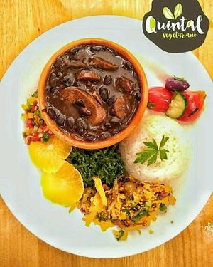 Feijoada Vegana at Quintal Vegetariano in Alfenas