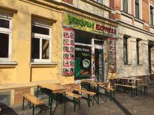 Outside view at Vegan Express in Leipzig