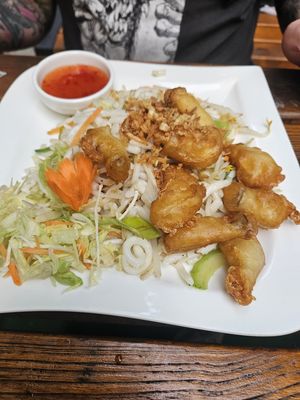 Udonnudeln mit gebackenen Pilzkugeln at Vegan Express in Leipzig