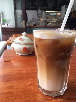 Ice Latte with oat milk  at Marshalls Mum in Leipzig