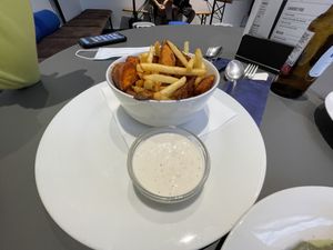 French fries (potatoes and sweet potatoes) at Die Küche in Brno