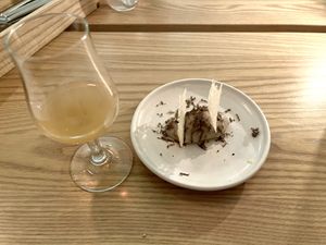 Apple mums & Truffled green “foie gras” with wheat levain croutons #Veganuary at Rutabaga in Stockholm