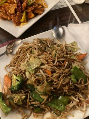 Cow mein  at Hong Kong Chop Suey in Hanford