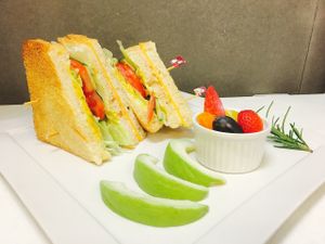 Bright set at LN Fortunate Coffee 幸福咖啡 - Fengyuan District in Taichung