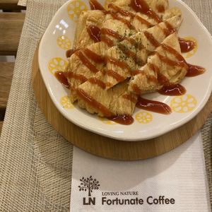 Plants Fan offer: free pan-fried bean curd sheet with ketchup at LN Fortunate Coffee 幸福咖啡 - Fengyuan District in Taichung