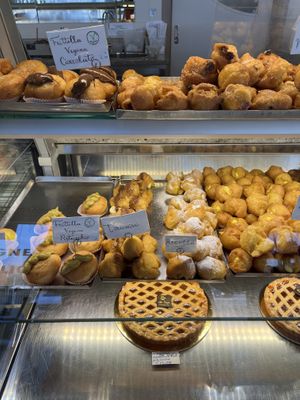 Vegan frittelle  at Pasticceria Da Angelo in Selvazzano Dentro