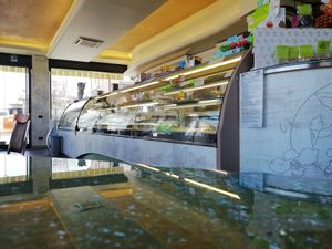 I prodotti vegani sono sempre ben segnalati at Pasticceria Da Angelo in Selvazzano Dentro