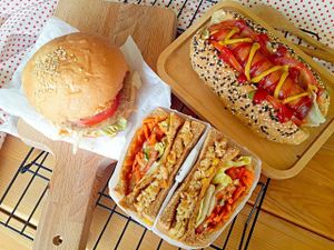 Vegan Breakfast at Whisk & Roll in Tainan