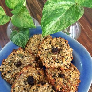 Oat cookie vegan No sugar, Oli free, Gluten free at Bee Vegan in Chiang Mai