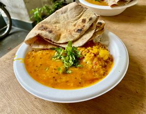  at Hariprasad Samosa & Curry in Krakow