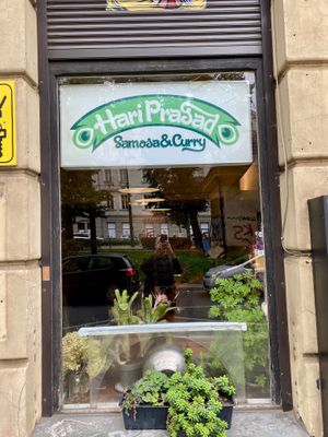  at Hariprasad Samosa & Curry in Krakow